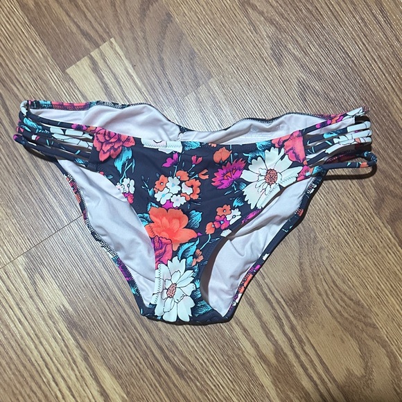 Shade & Shore Multicolor Floral Bikini Bottom - Picture 1 of 3